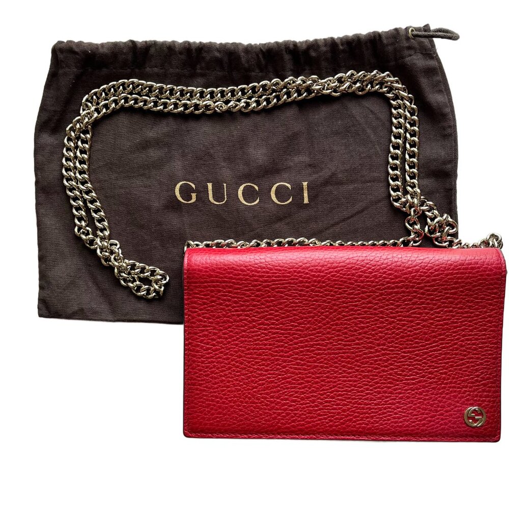 GUCCI LEATHER INTERLOCKING WALLET ON CHAIN (WOC) **Authentic**